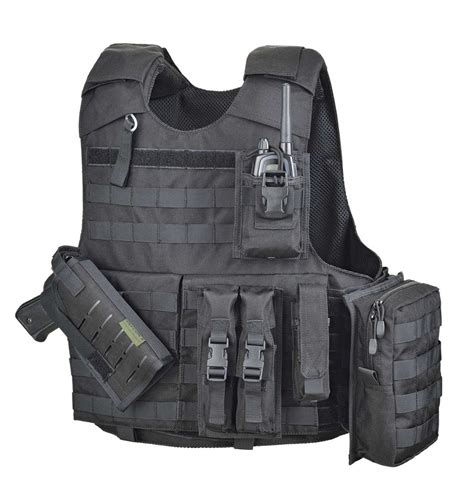 law enforcement outer vest carrier.